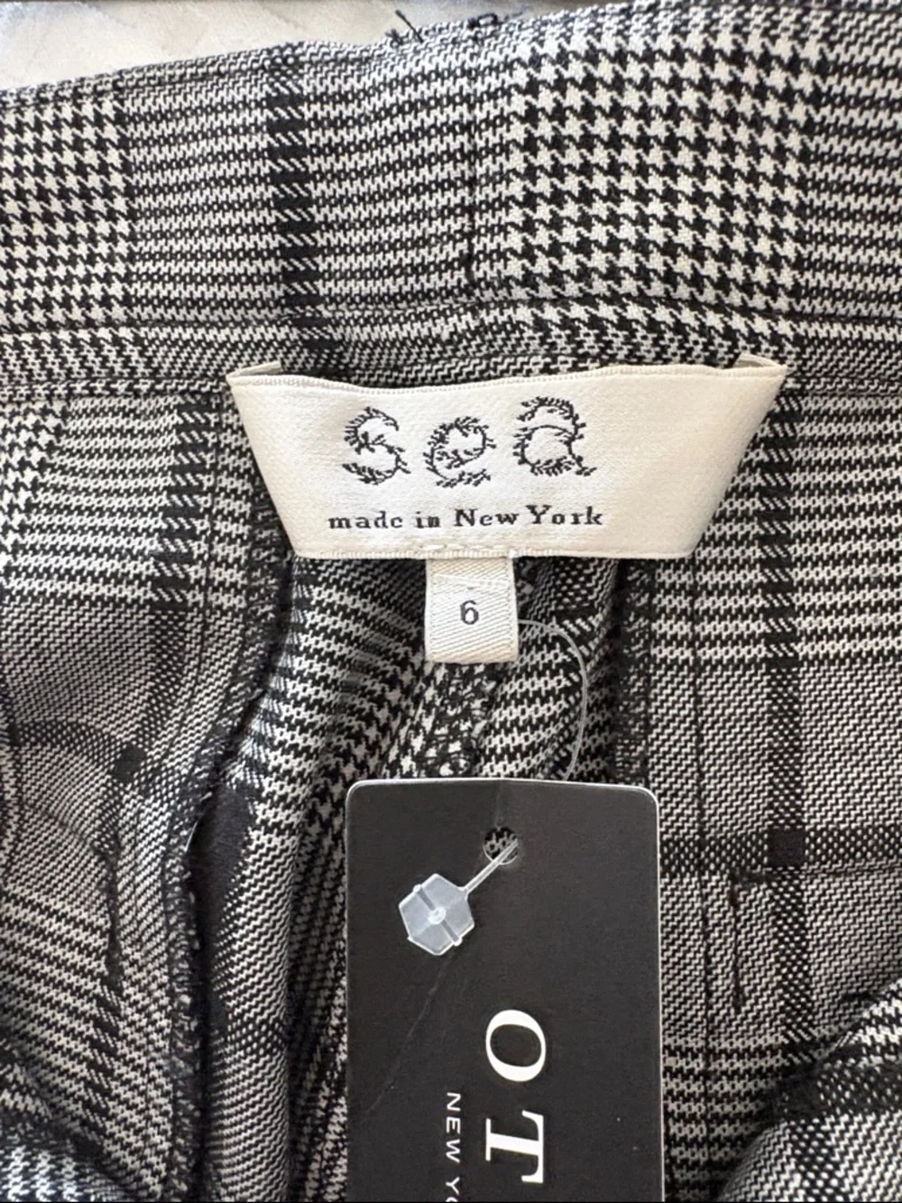 Sea New York cropped high rise black plaid Wide-Pants. Button and zipper fly. - Picture 12 of 15